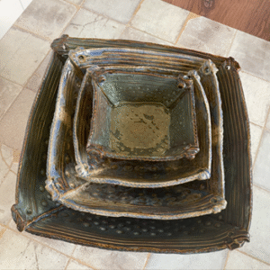 nested serving bowls