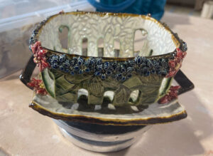 berry basket with underplate